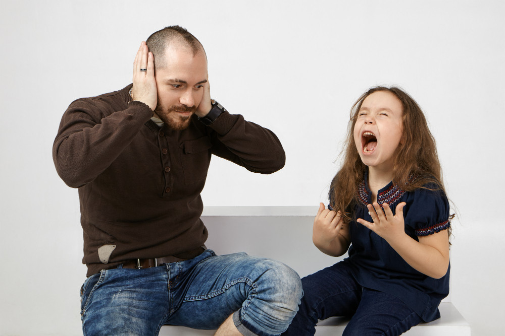 Penyebab Anak Tantrum dan Cara Mengatasinya